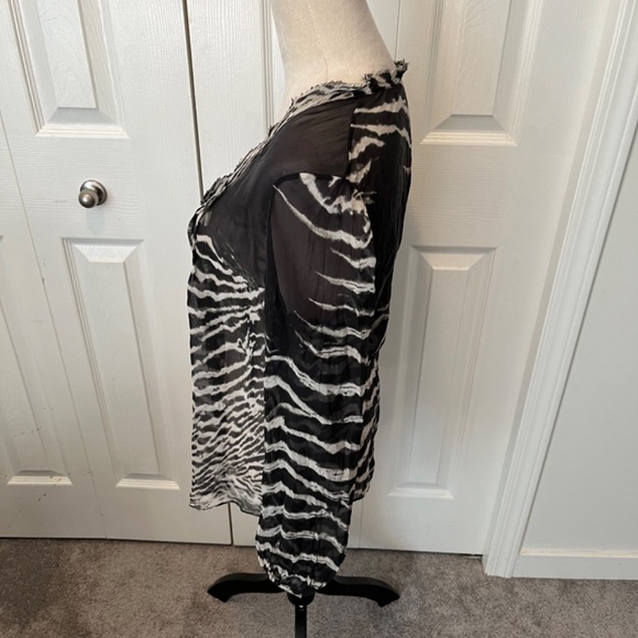 Elie Tahari pure silk size M top - Picture 5 of 15